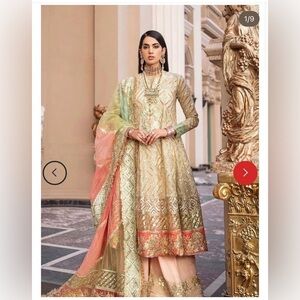 Maryum n Maria 3 piece Pakistani outfit
